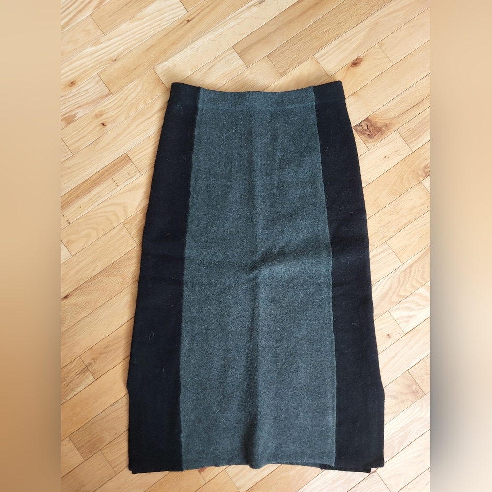 Cynthia Rowley Black and Gray Midi Skirt Medium